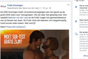 Bizar, Facebook verwijdert afbeelding zoenende mannen